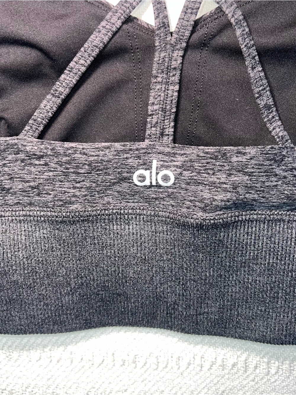 Alo Yoga Alosoft Lavish Sports Bra Size M Heather Gray EUC Athleisure Pilates - Picture 5 of 8